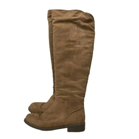 Madden Girl 7 taupe faux‎ suede over the knee 1” heel boots - Picture 1 of 10